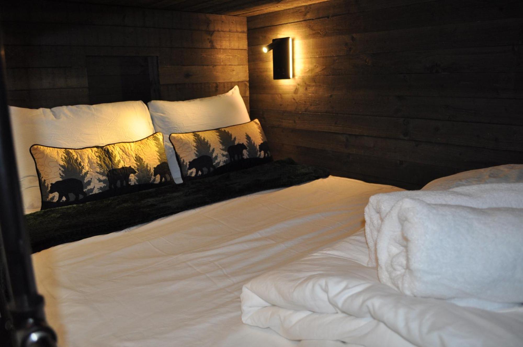 Relax At Forge Chalet Tranquil Retreat Near Attractions Pigeon Forge Exterior photo